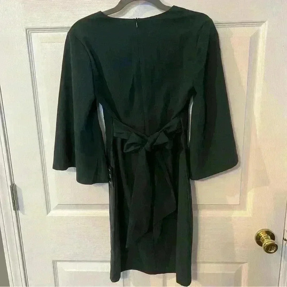 Lulus Glimpse of Glamour Forest Green Bell Sleeve Bodycon Dress Size Small NWT - Picture 4 of 6